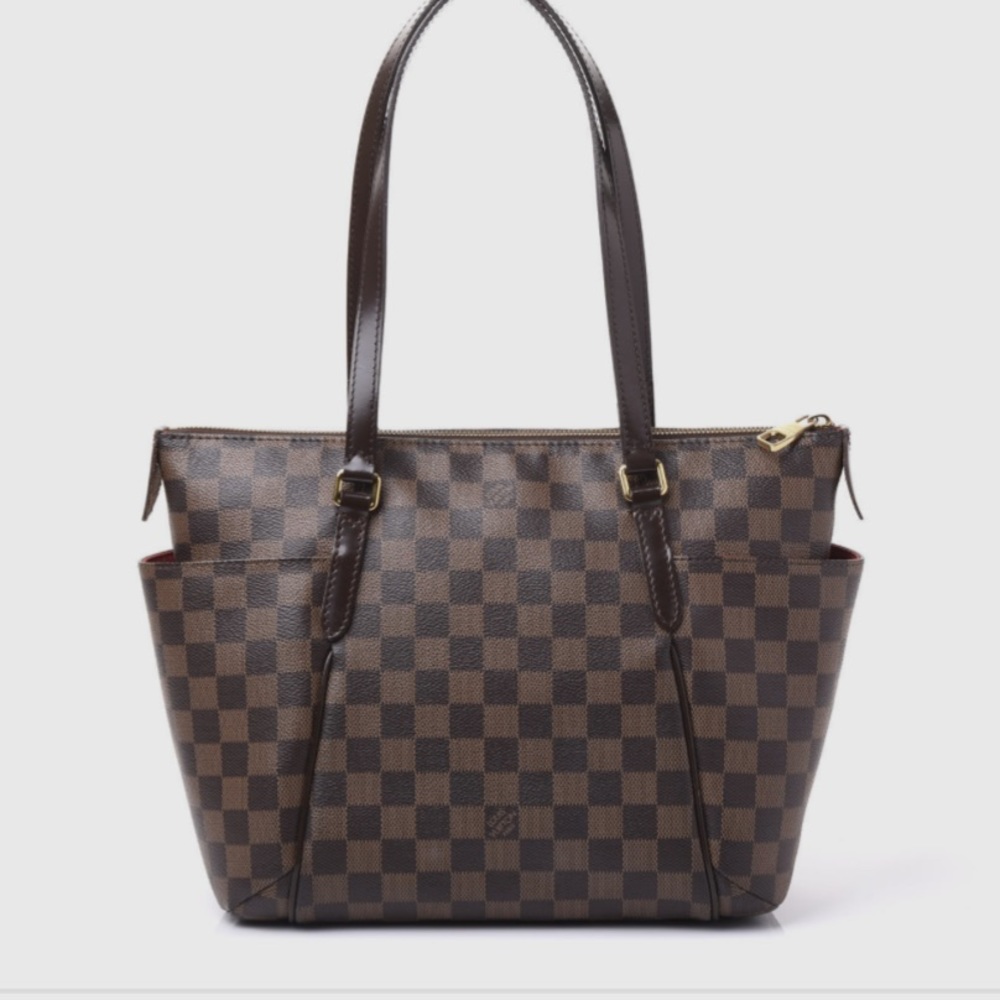 💯Authentic Louis Vuitton Totally PM handbag